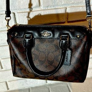 Coach purse excellent condition